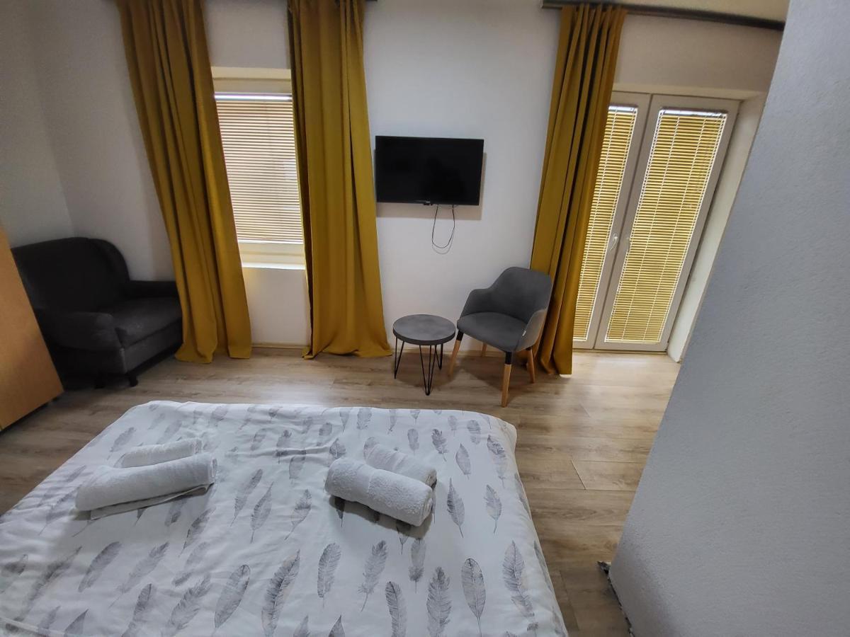 Villa Pegasus Pestani Ohrid Buitenkant foto