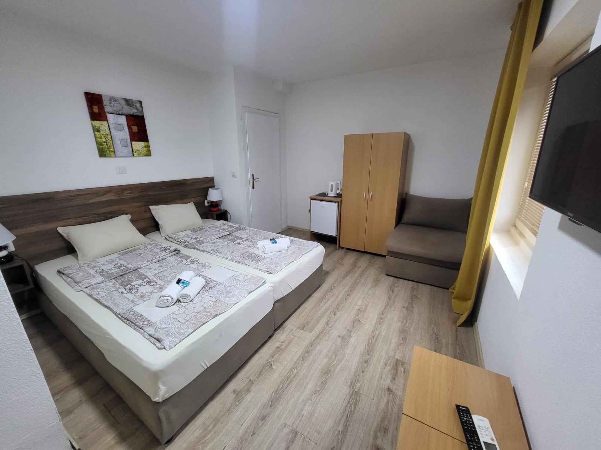 Villa Pegasus Pestani Ohrid Buitenkant foto
