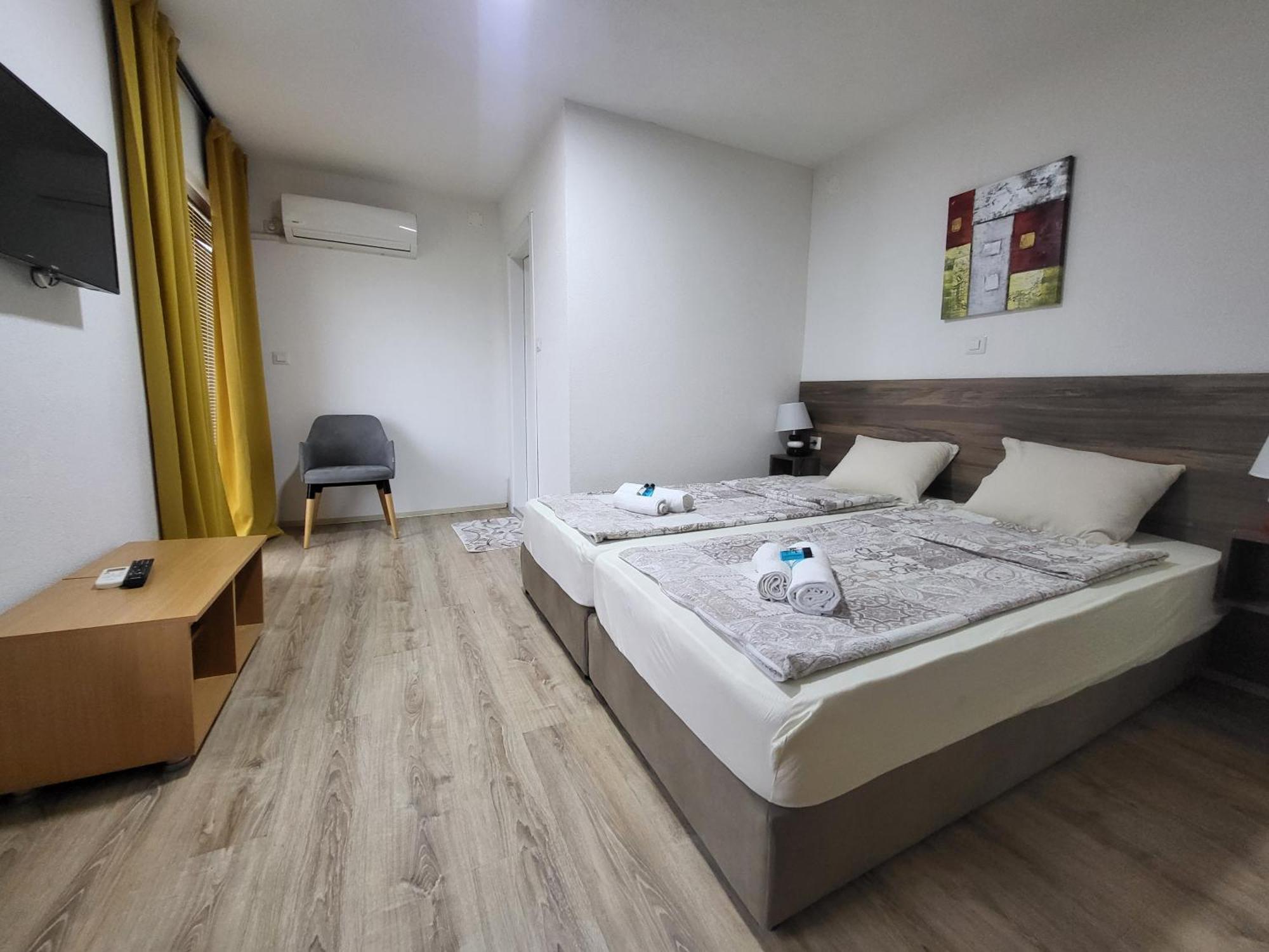Villa Pegasus Pestani Ohrid Buitenkant foto