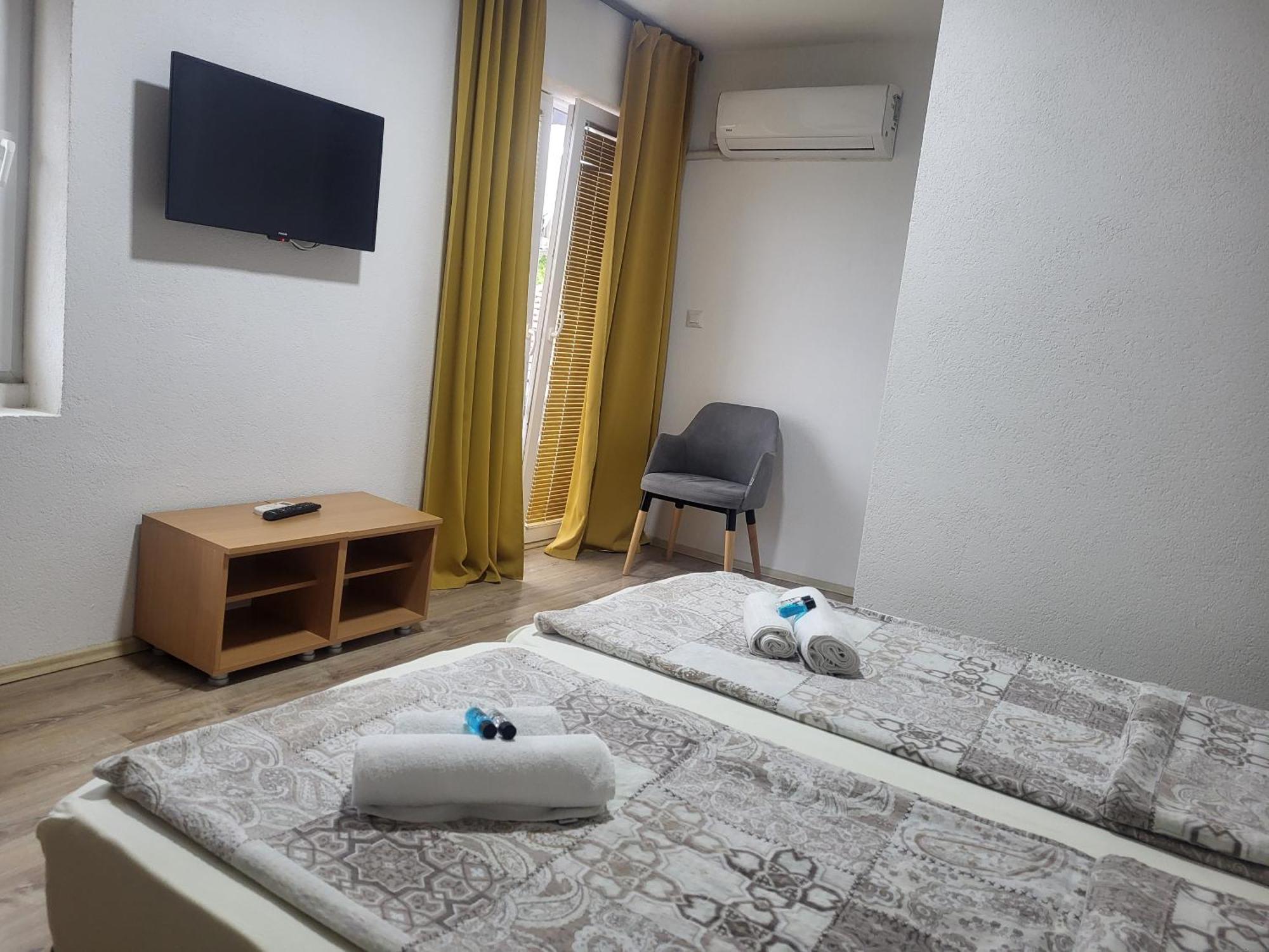 Villa Pegasus Pestani Ohrid Buitenkant foto