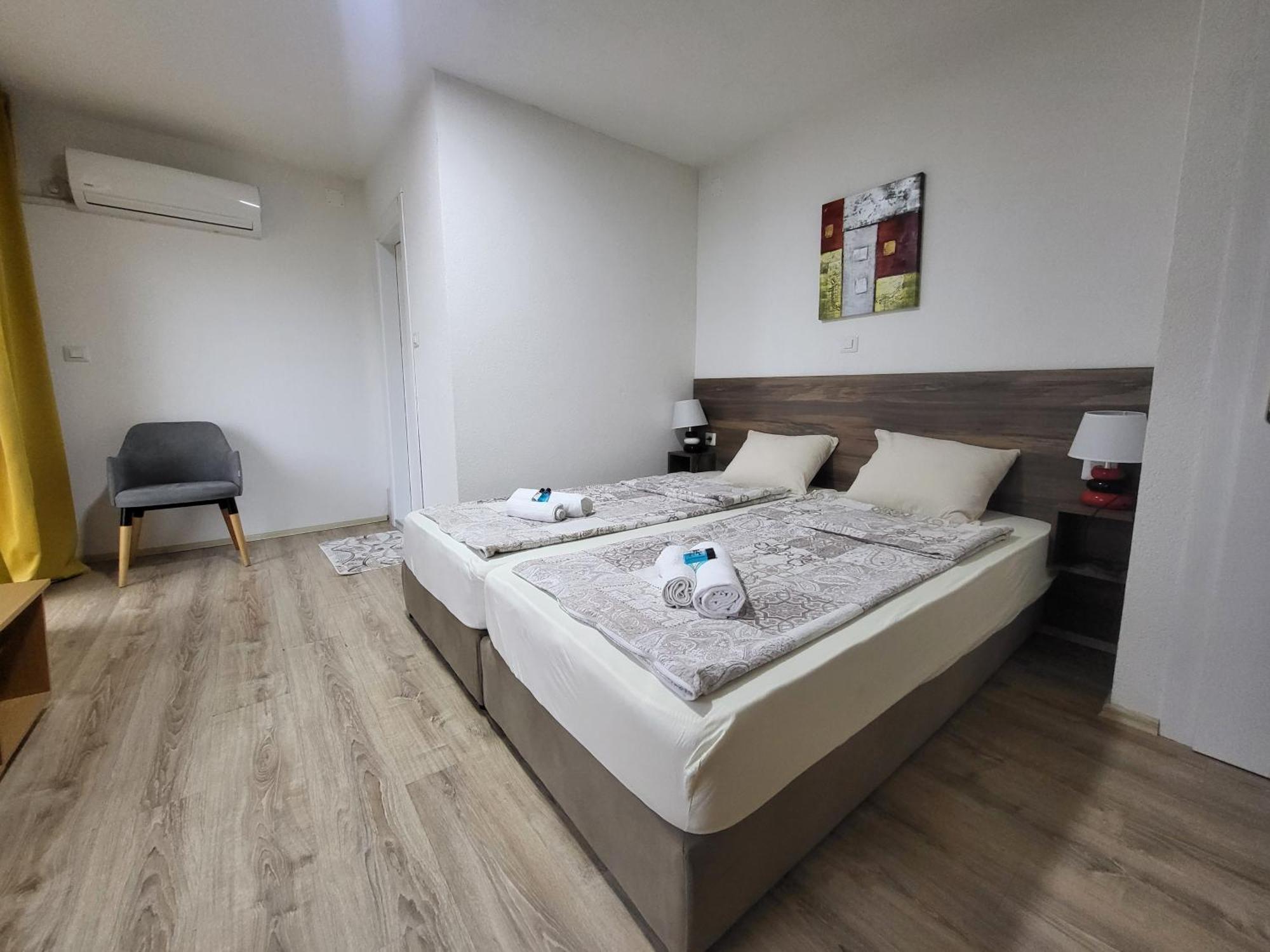Villa Pegasus Pestani Ohrid Buitenkant foto