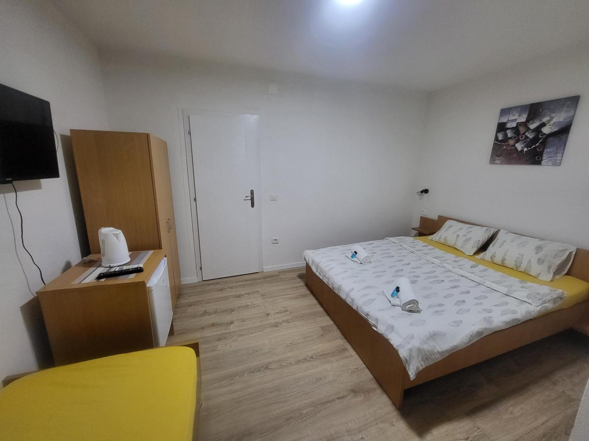 Villa Pegasus Pestani Ohrid Buitenkant foto