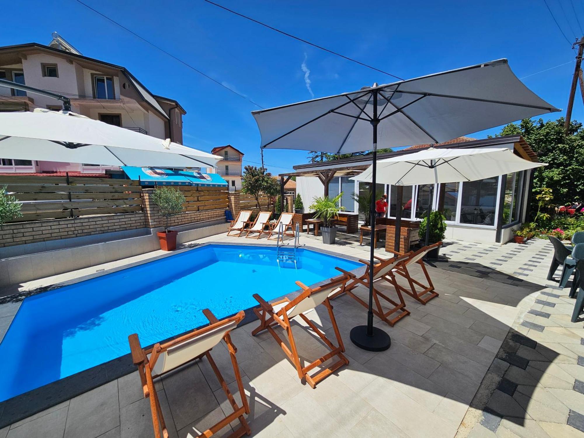Villa Pegasus Pestani Ohrid Buitenkant foto